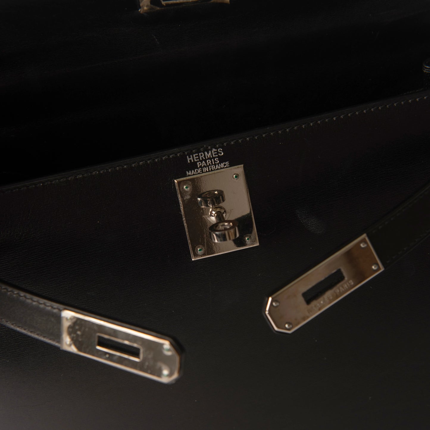 Hermès Kelly 32 Noir / Black Box Leather Palladium Hardware