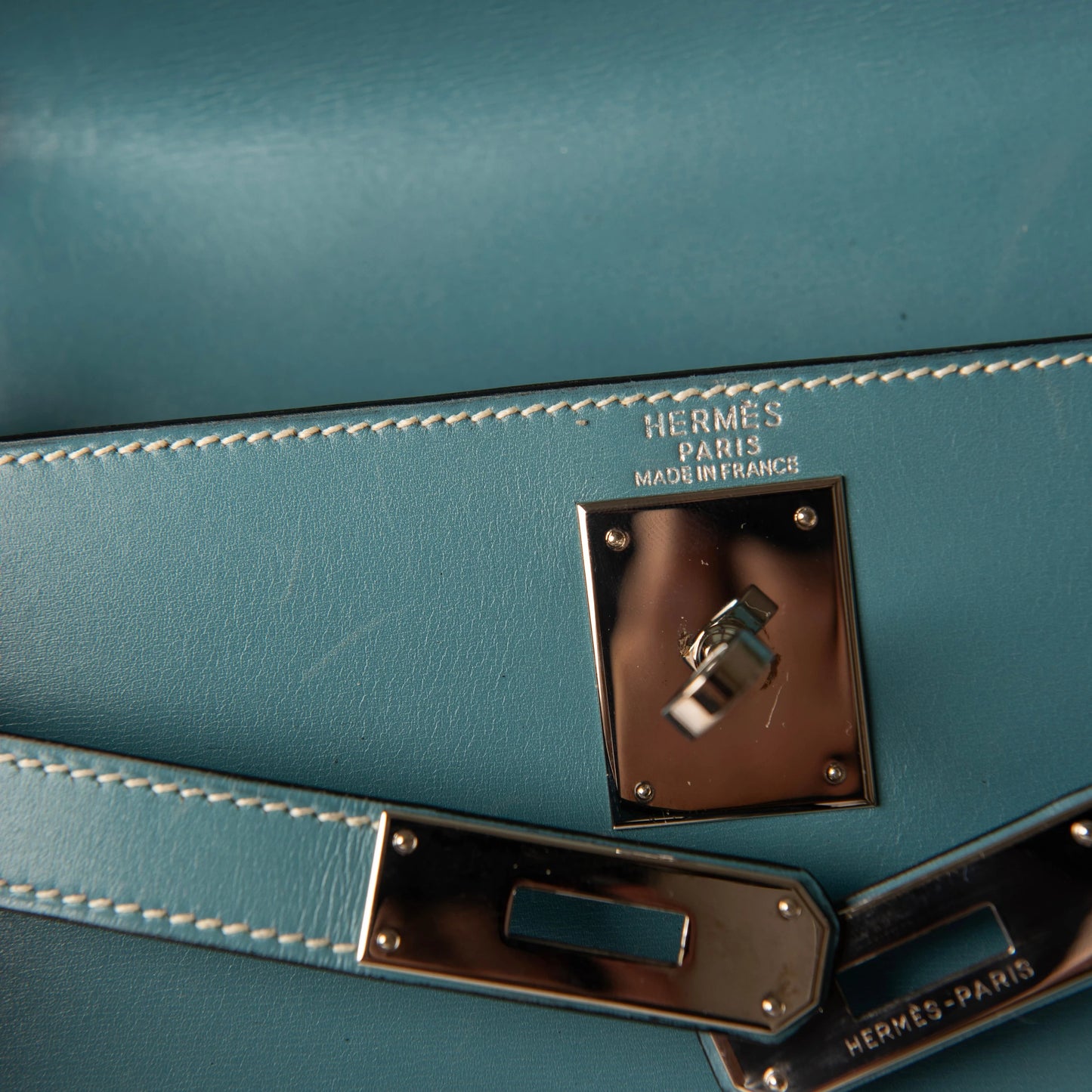 Hermes Kelly Sellier 32 In Celeste Box Leather
