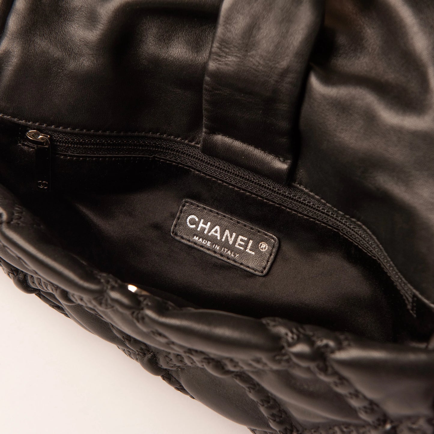 Chanel 2006-2008 Hidden Chain CC Logo Lambskin Purse