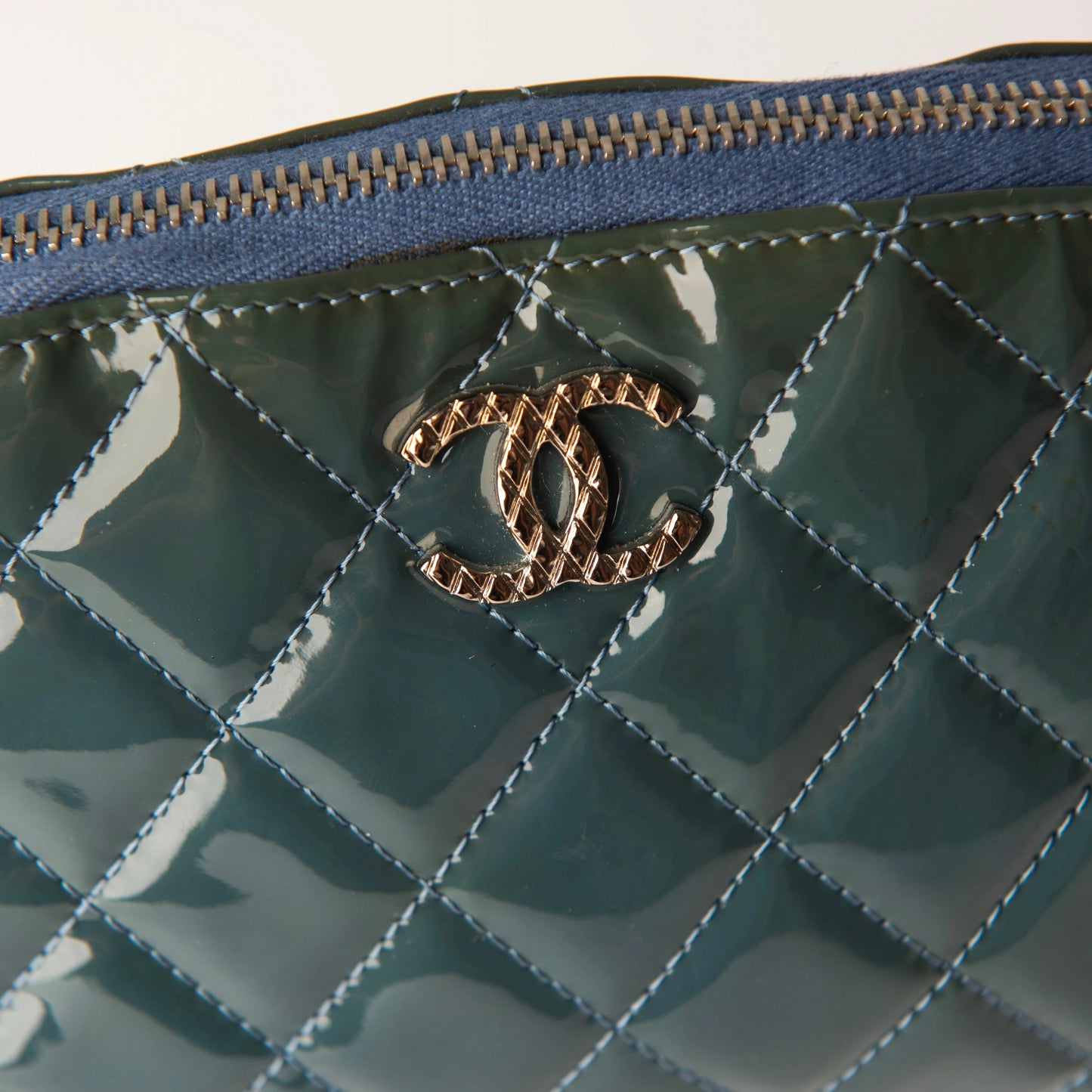 Chanel Necessaire Bordeaux