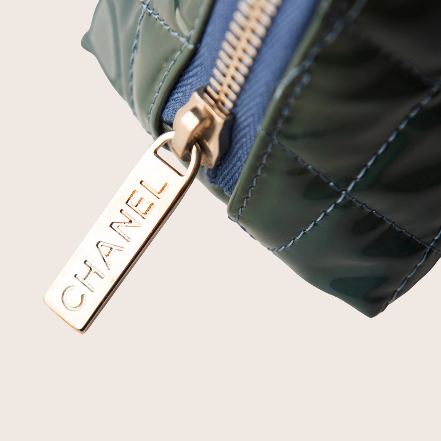 Chanel Necessaire Bordeaux