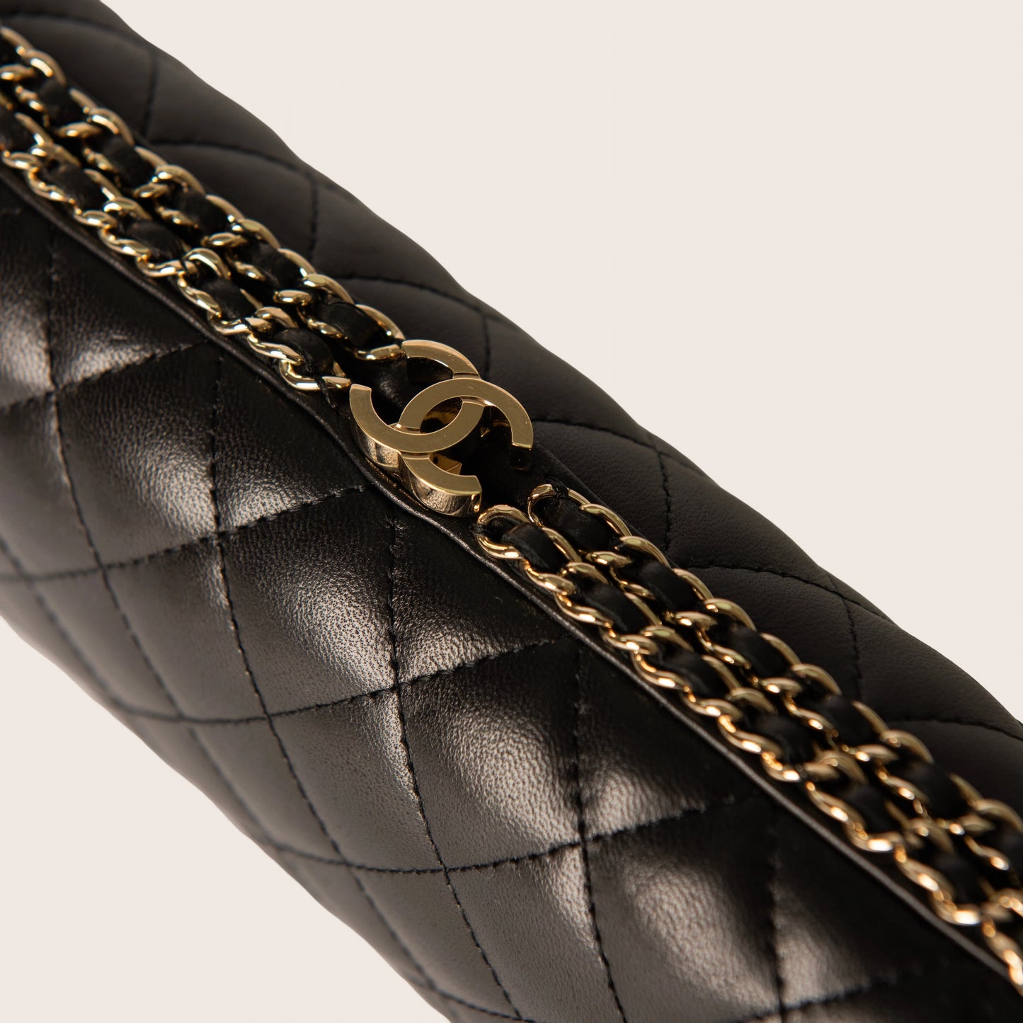 Chanel Lambskin Quilted Chain Around Clutch Black