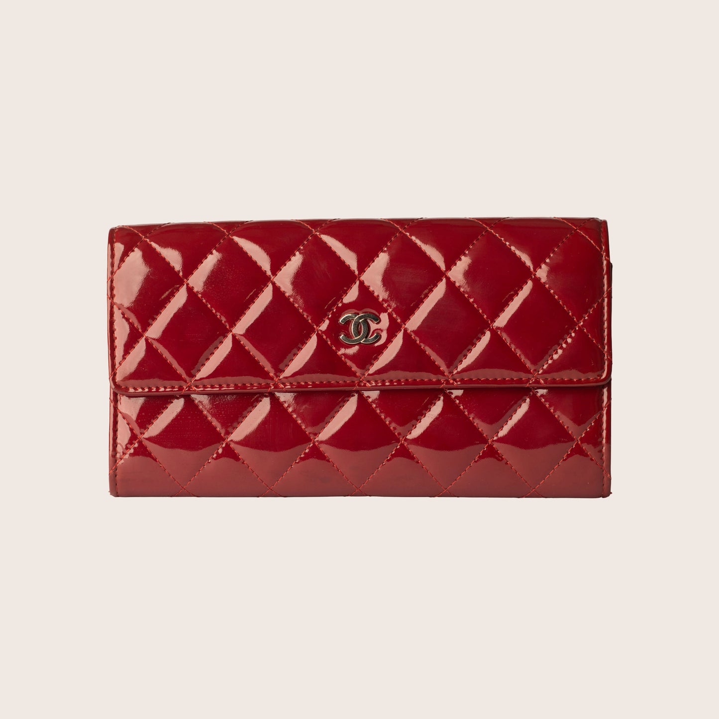 Chanel Red Quilted Patent Leather CC Brilliant Continental Wallet