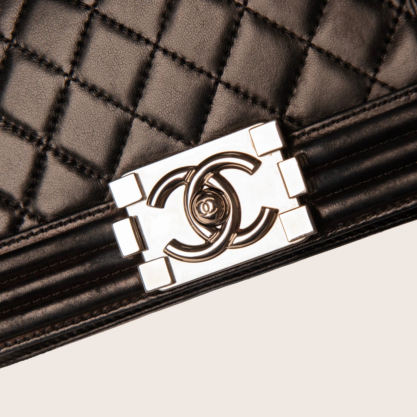 Chanel Black Quilted Lambskin Green Stingray Small Boy Bag Silver Hardware