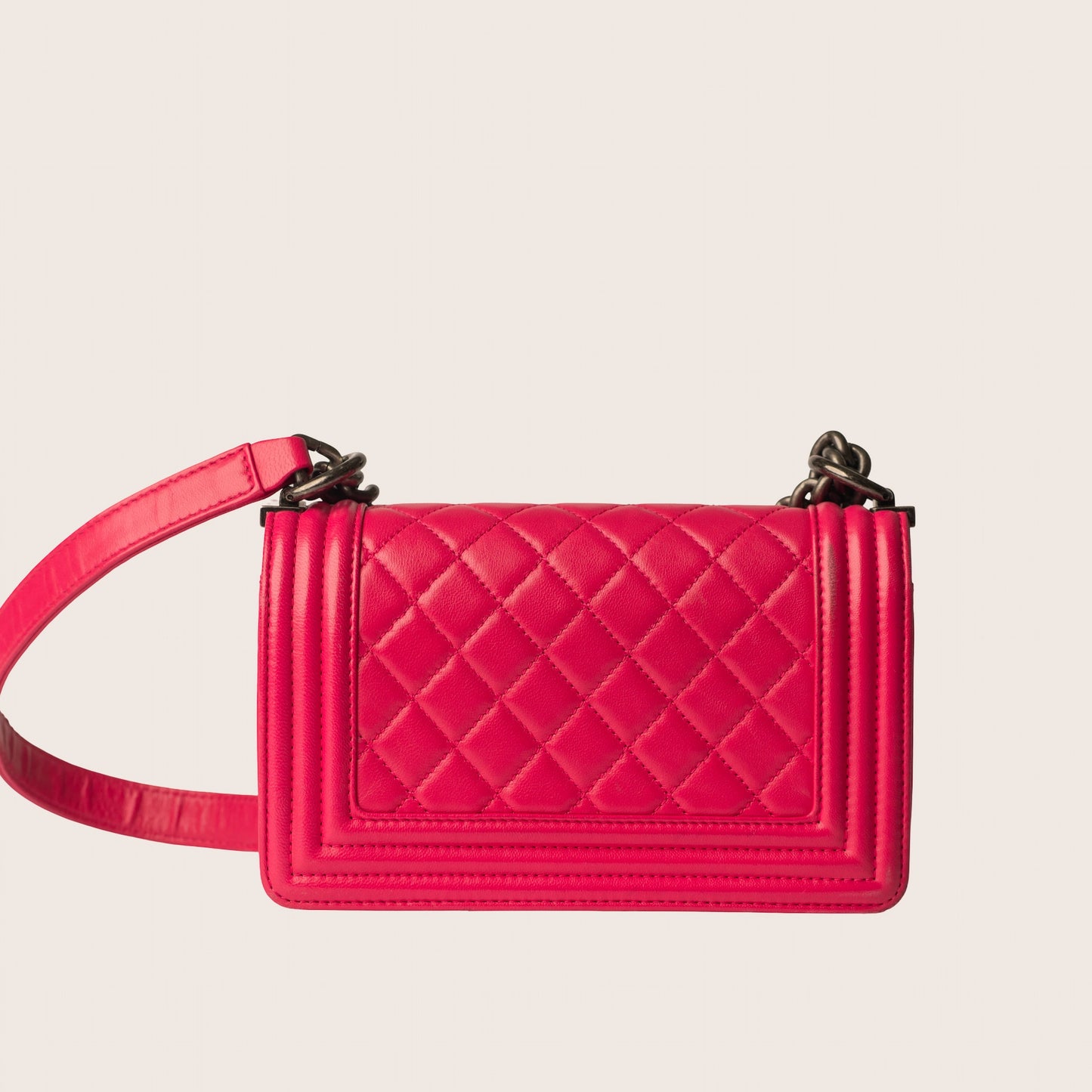Chanel Old Boy Flap Bag in Fuchsia Lambskin