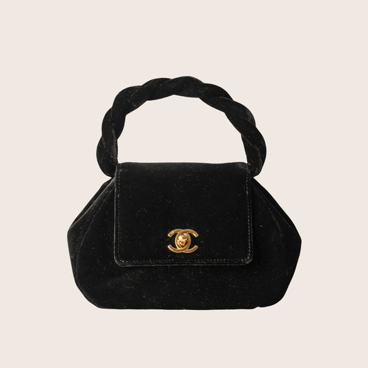 Chanel 1997 CC turn-lock Handbag - Black