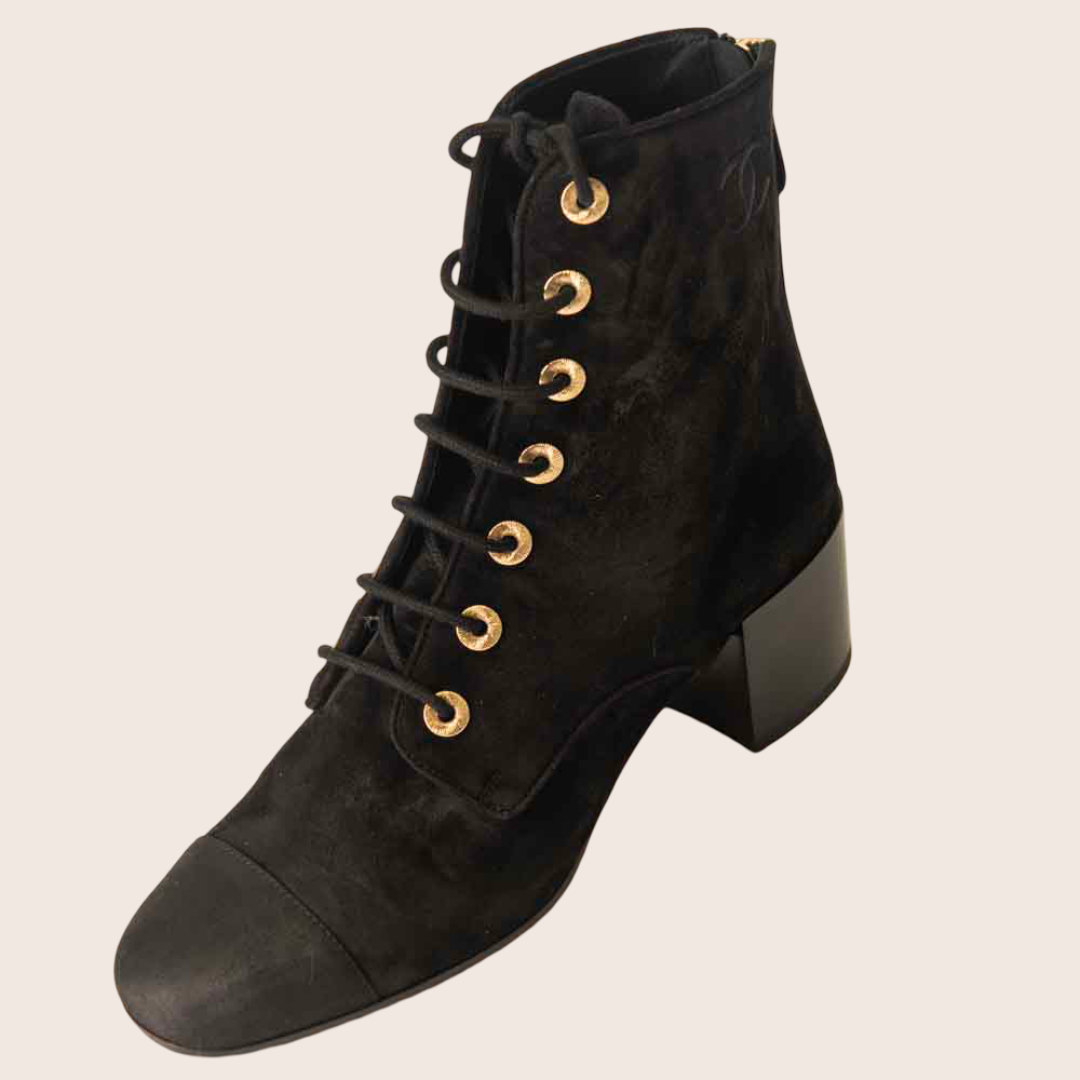 Chanel 2019 Interlocking CC Logo Suede Lace-Up Boots