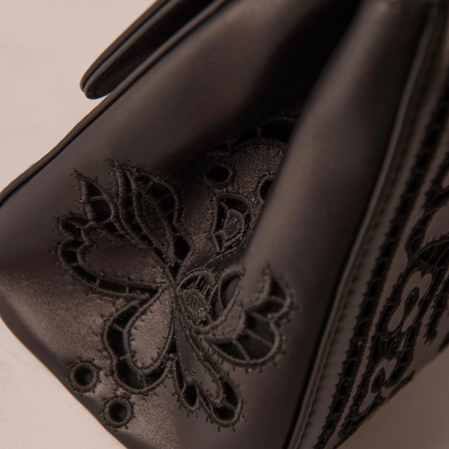 Dolce & Gabbana Sicily Leather Handbag - Black