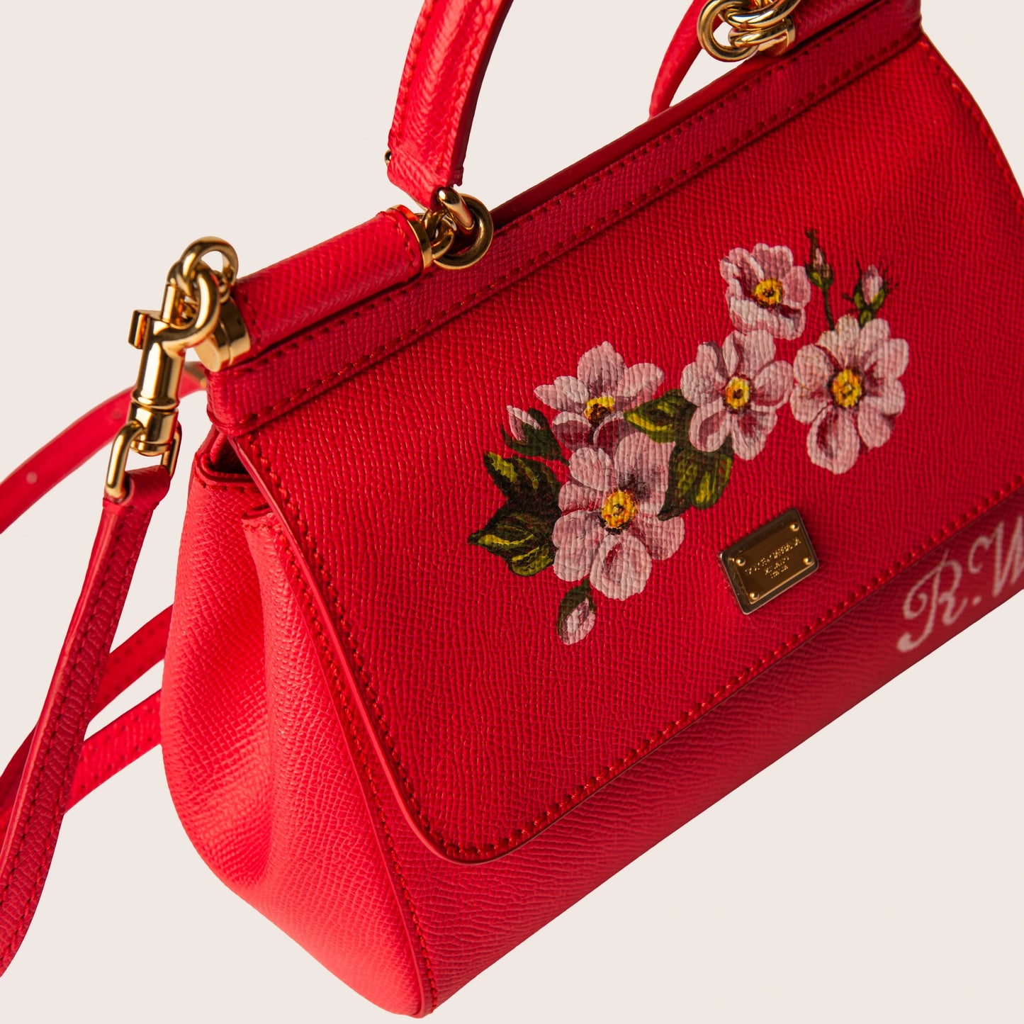 Dolce & Gabbana Miss Sicily Medium in Pink Dauphine Leather