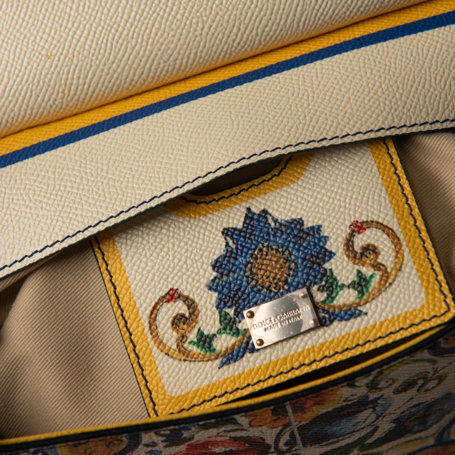 Dolce & Gabbana Miss Sicily Bag – Majolica Print Edition