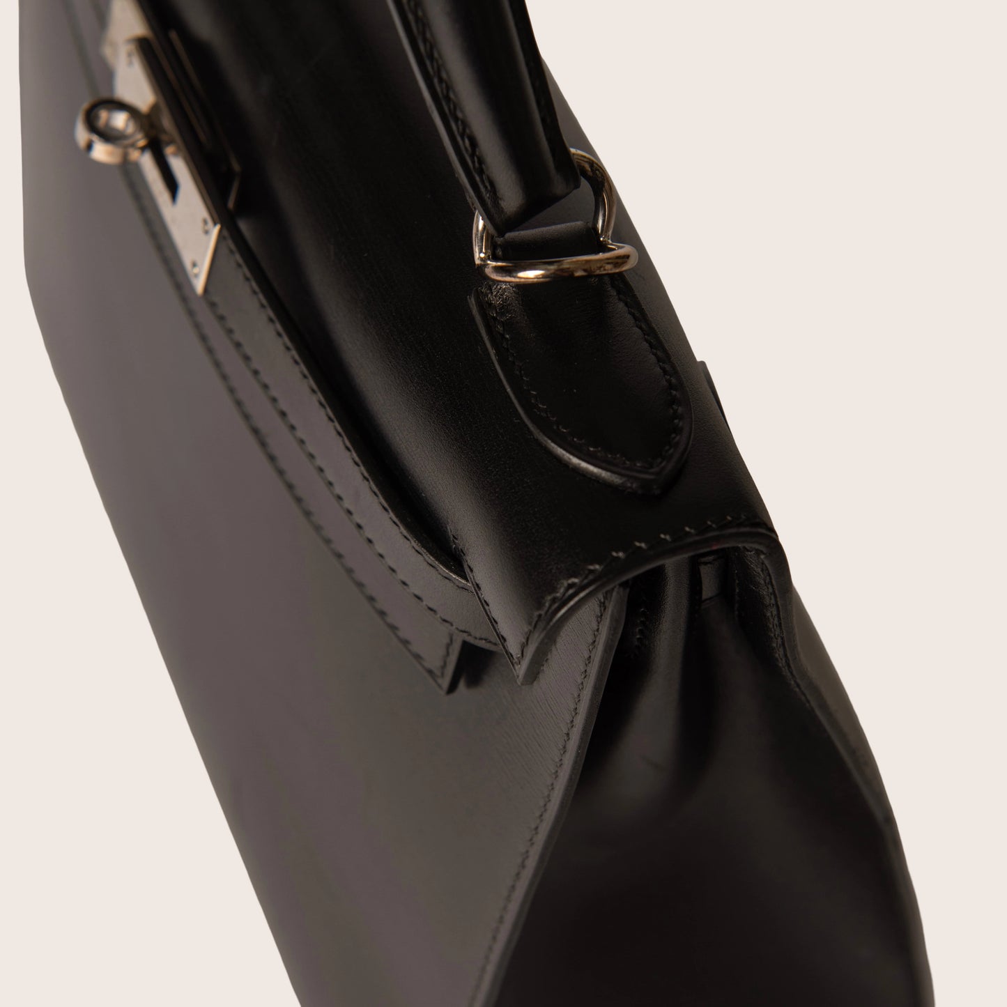 Hermès Kelly 32 Noir / Black Box Leather Palladium Hardware
