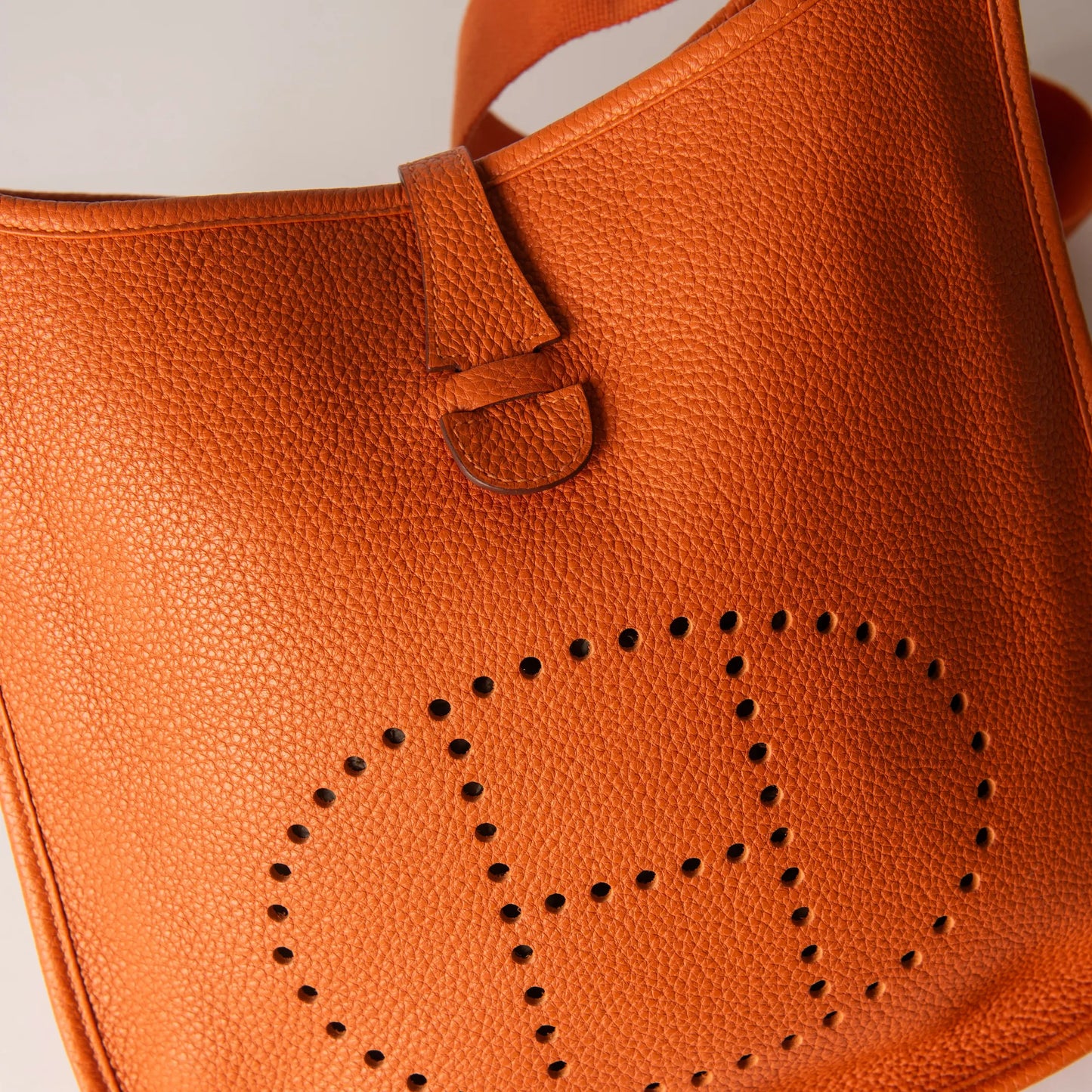 Hermès Evelyne Leather Handbag Orange in Leather