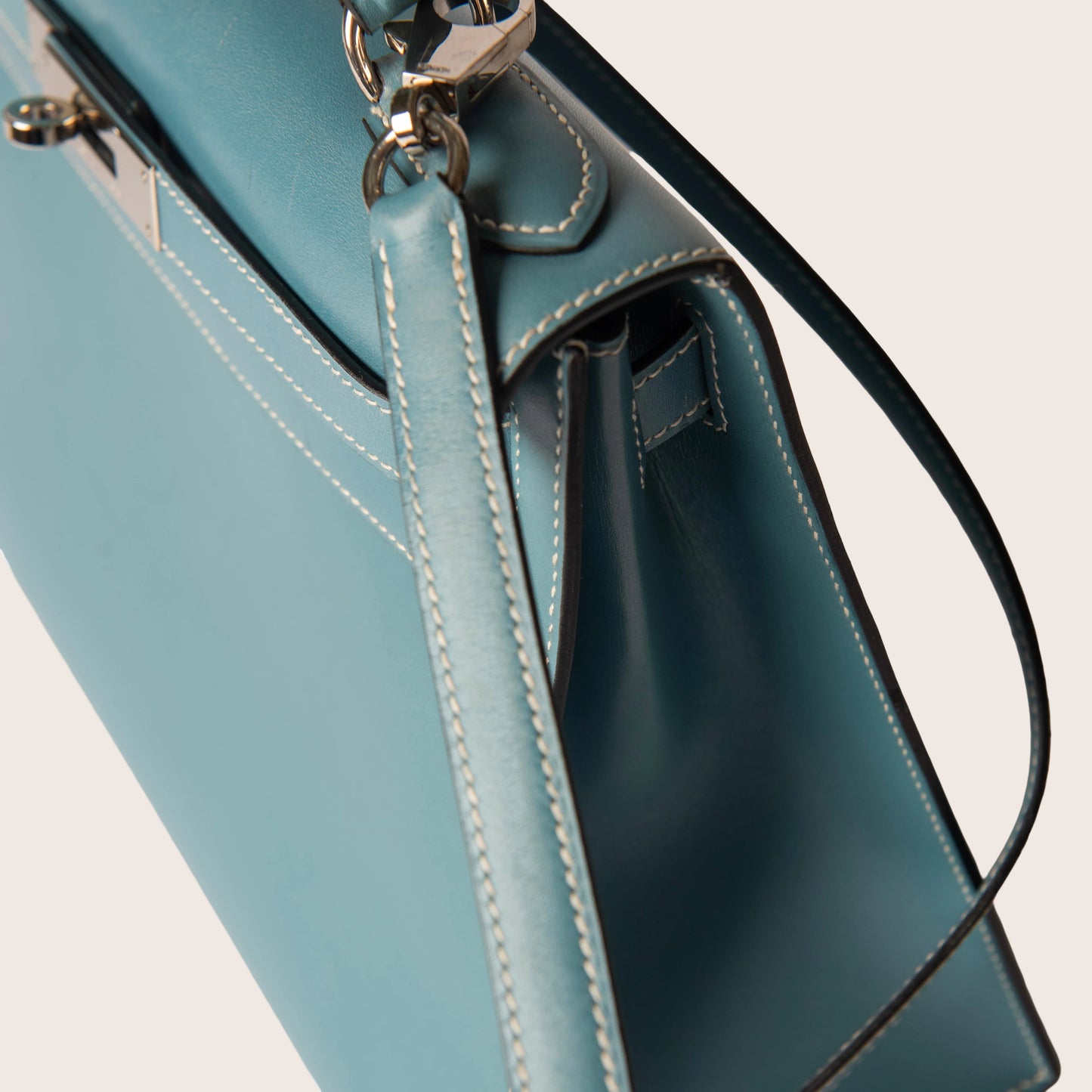 Hermes Kelly Sellier 32 In Celeste Box Leather