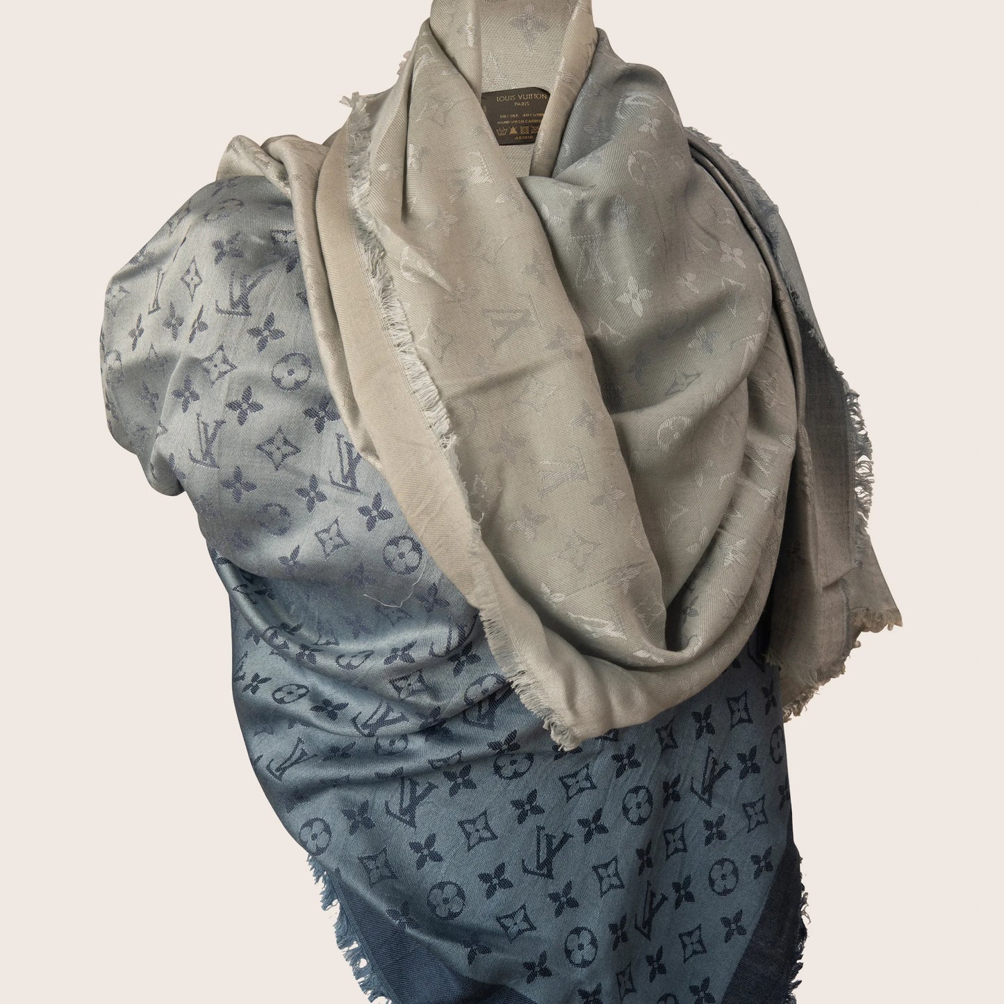 Louis Vuitton Ombré Monogram Shawl