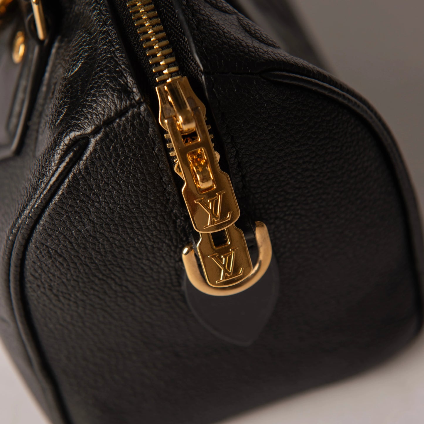 Louis Vuitton Speedy Bandoulière 20 Bag Monogram Empreinte Leather