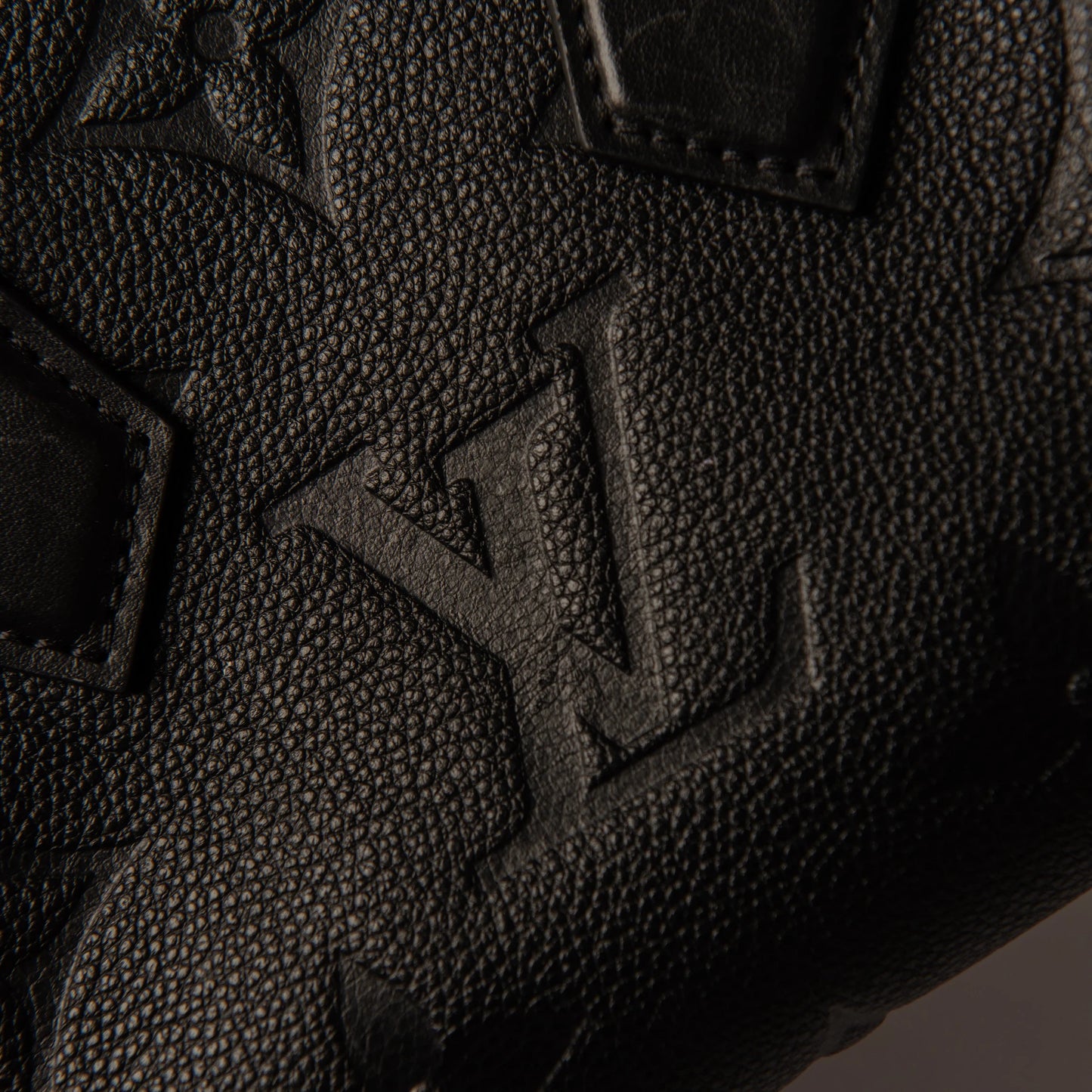 Louis Vuitton Speedy Bandoulière 20 Bag Monogram Empreinte Leather