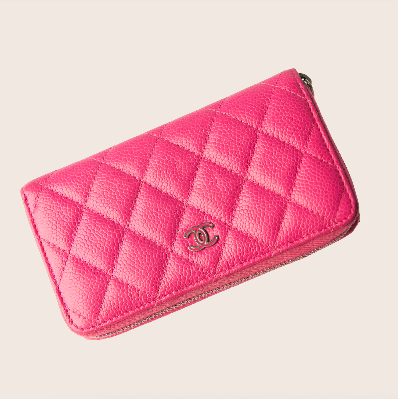 Chanel Caviar Quilted Yen Wallet Hot Pink